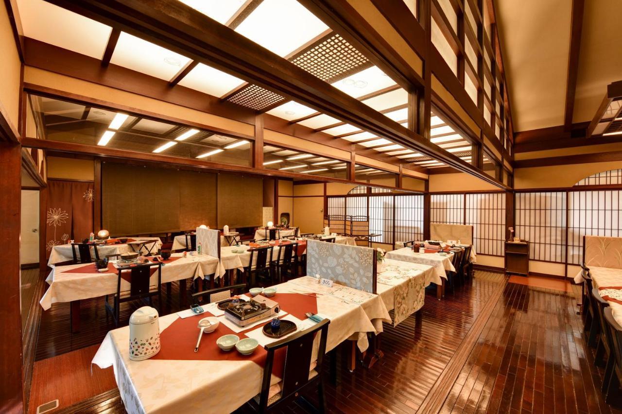 Nishiya Hotel Йонезава Екстериор снимка